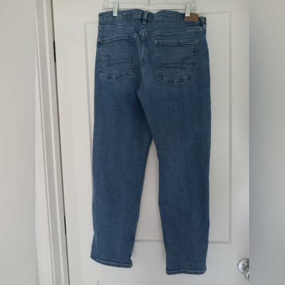 American Eagle 90s Straight Stretch Jeans EUC Medium Blue - Picture 2 of 7
